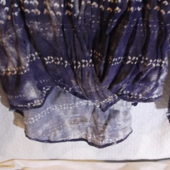 Must Bundle - Lucy Love Cross Strap High-Lot Top - Small - Picture 5 of 12